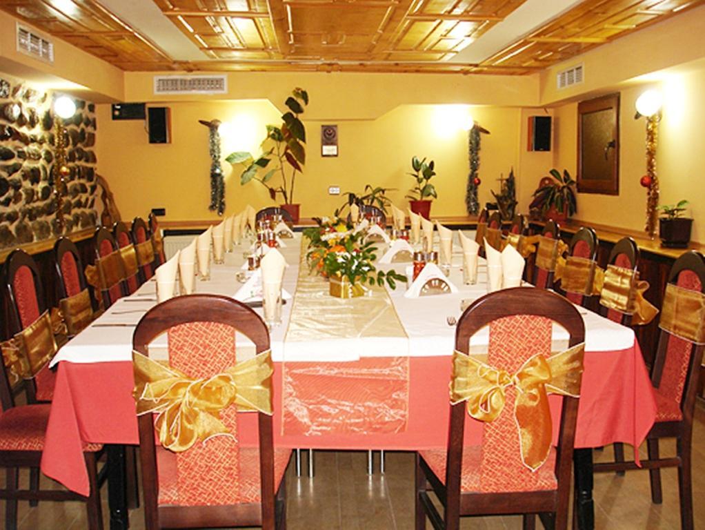 Hotel Restaurant Vodenitsata 베르코비차 외부 사진