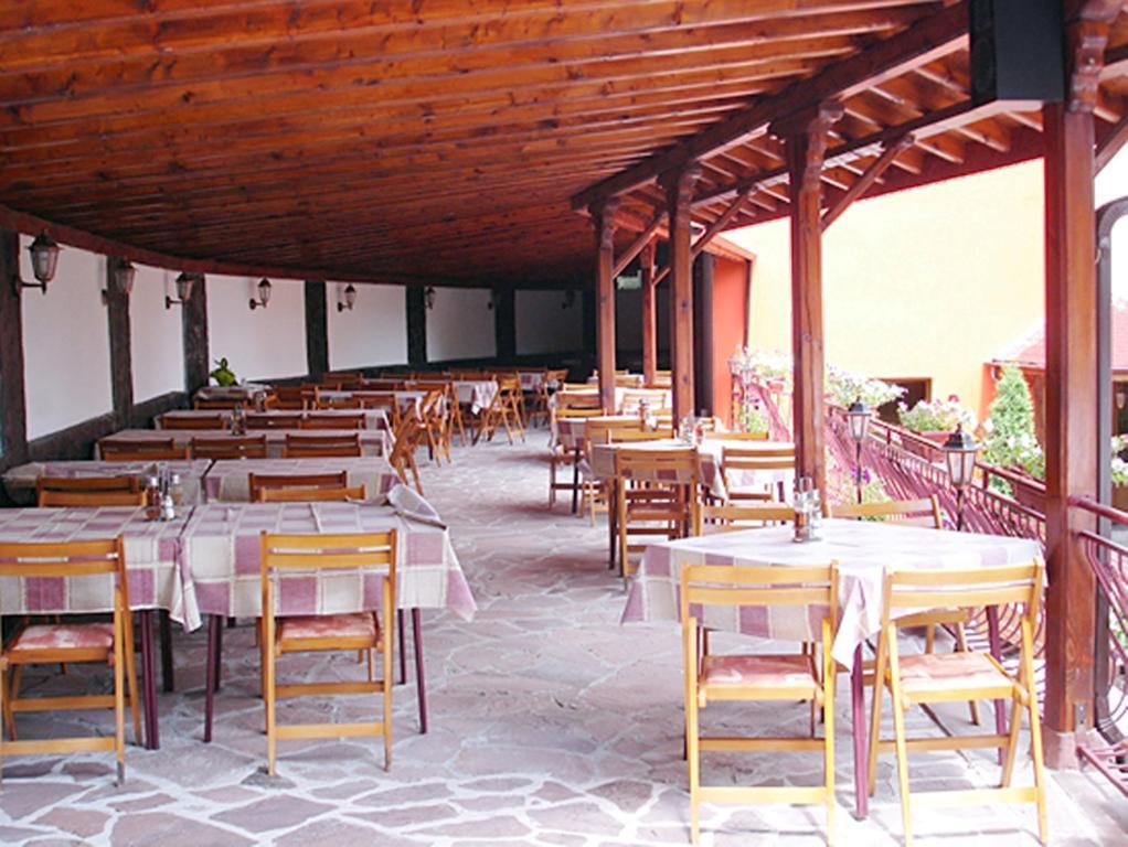 Hotel Restaurant Vodenitsata 베르코비차 외부 사진
