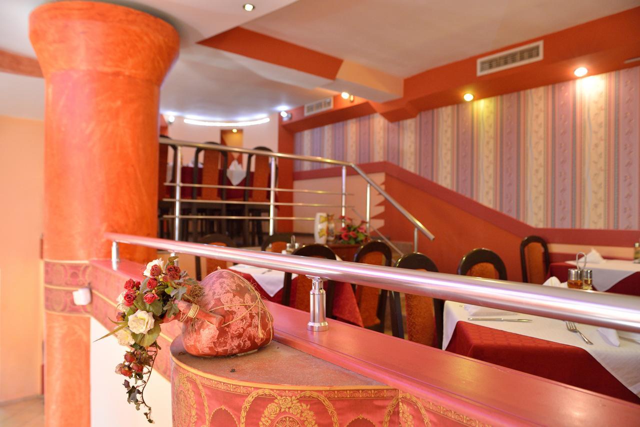Hotel Restaurant Vodenitsata 베르코비차 외부 사진