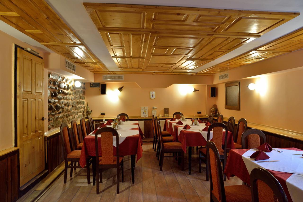 Hotel Restaurant Vodenitsata 베르코비차 외부 사진