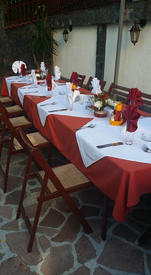 Hotel Restaurant Vodenitsata 베르코비차 외부 사진